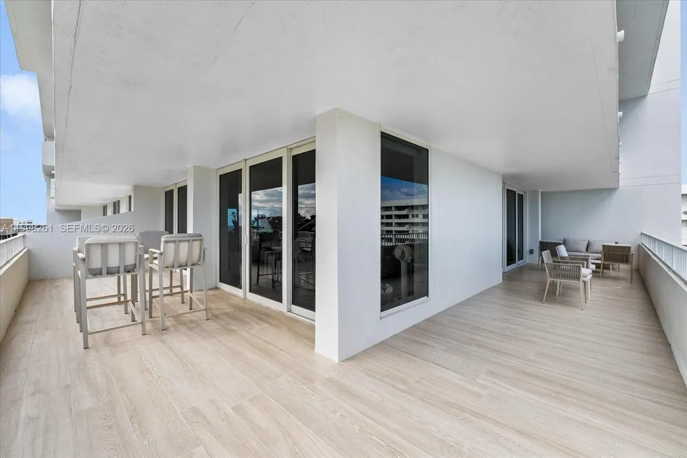 199 Ocean Lane Dr #1001 Key Biscayne, FL 33149