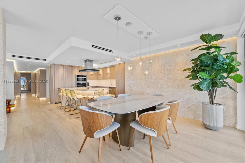 199 Ocean Lane Dr #1001 Key Biscayne, FL 33149