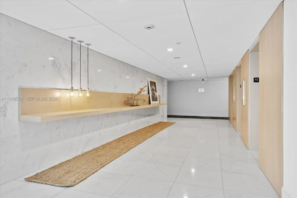 199 Ocean Lane Dr #1001 Key Biscayne, FL 33149