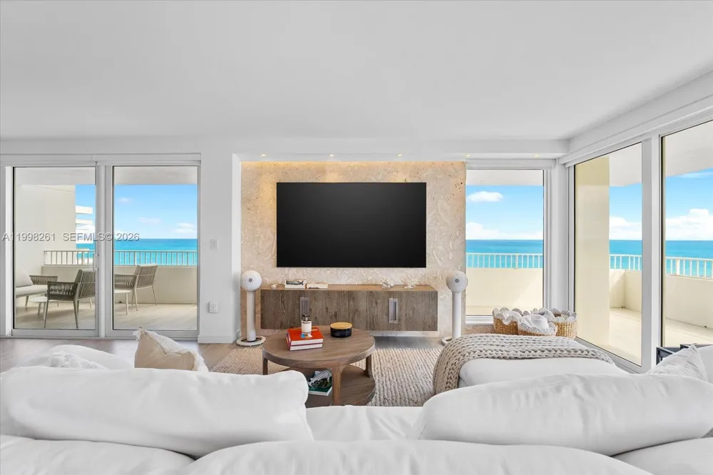 199 Ocean Lane Dr #1001 Key Biscayne, FL 33149