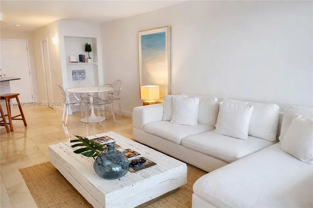 6917 Collins Ave #1611 Miami Beach, FL 33141
