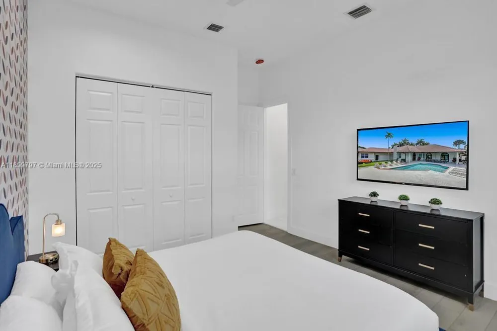 3152 SW 147th Ave Davie, FL 33330