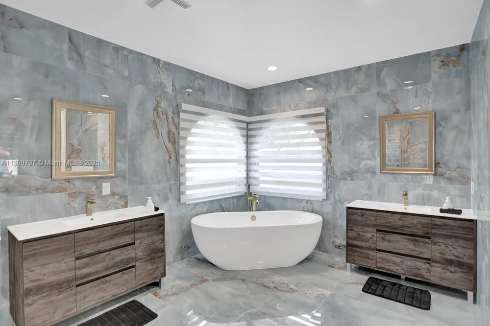 3152 SW 147th Ave Davie, FL 33330