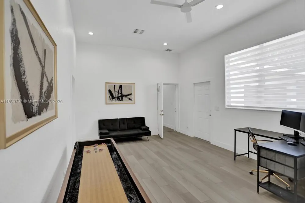 3152 SW 147th Ave Davie, FL 33330