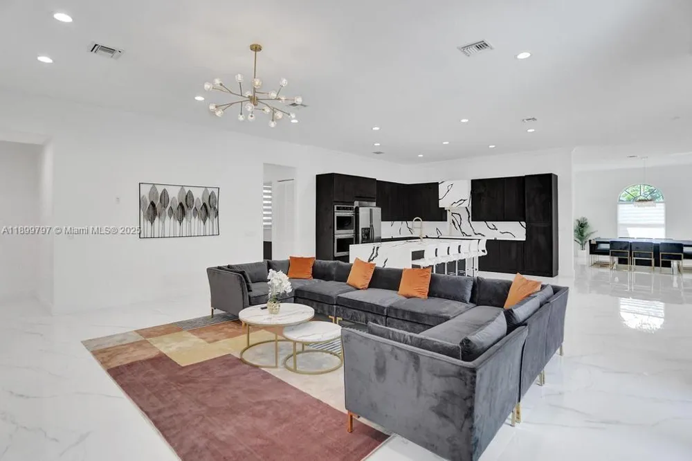 3152 SW 147th Ave Davie, FL 33330