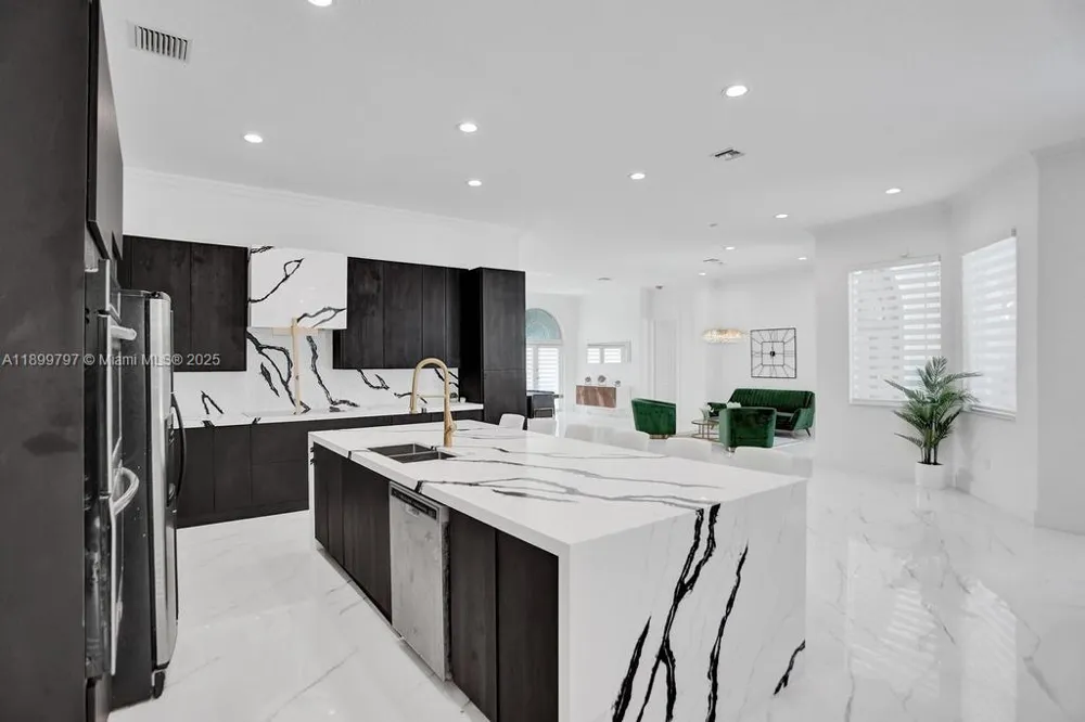 3152 SW 147th Ave Davie, FL 33330