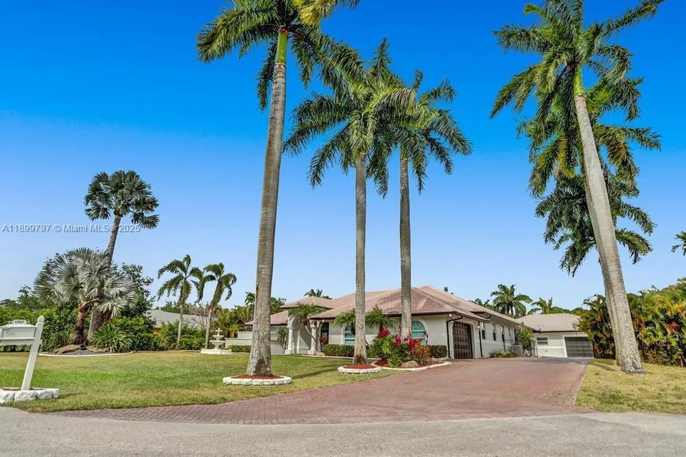 3152 SW 147th Ave Davie, FL 33330