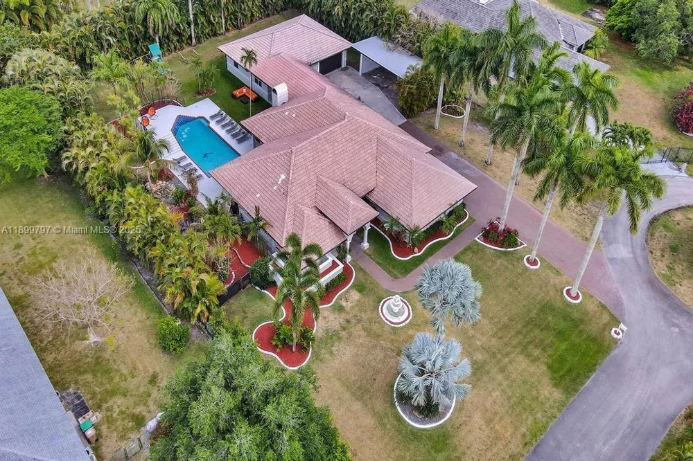 3152 SW 147th Ave Davie, FL 33330