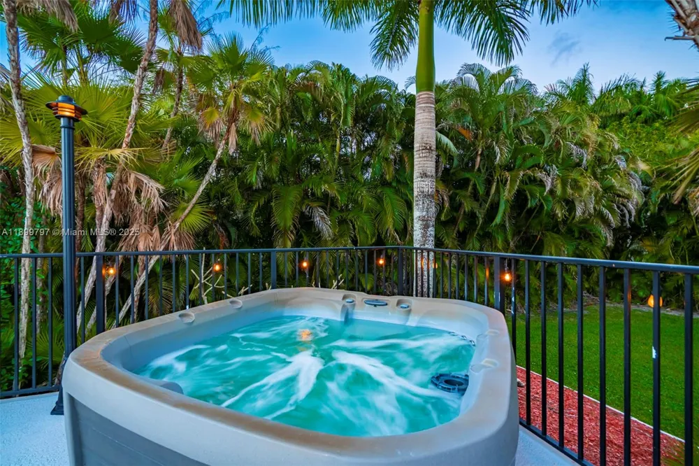 3152 SW 147th Ave Davie, FL 33330