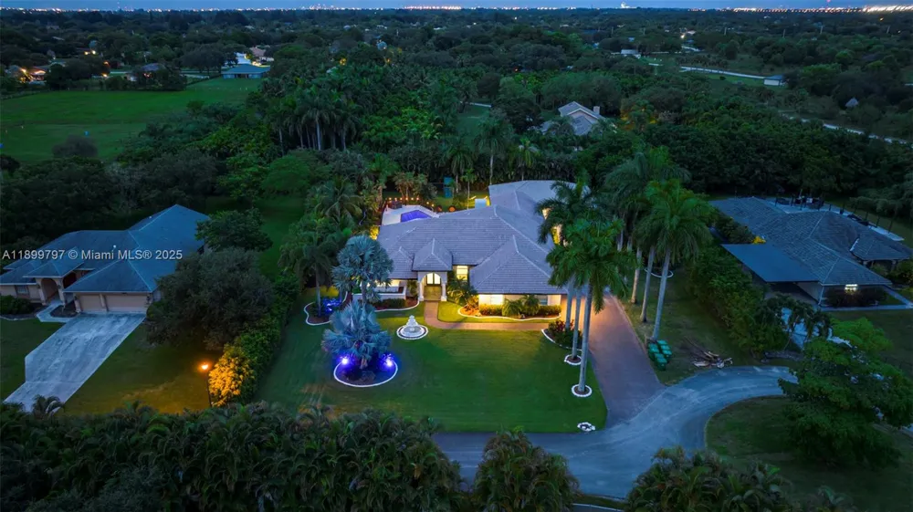 3152 SW 147th Ave Davie, FL 33330