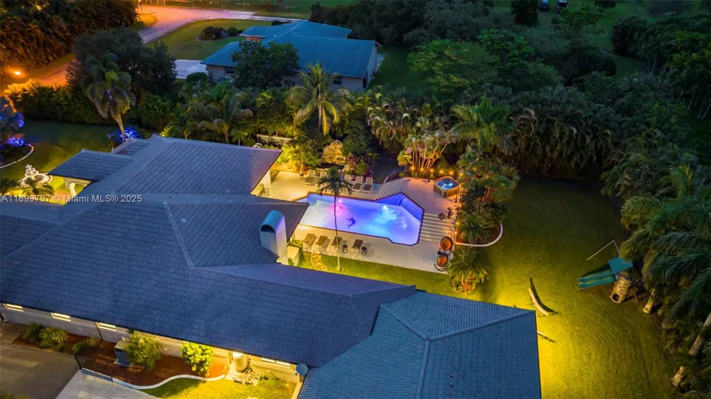 3152 SW 147th Ave Davie, FL 33330