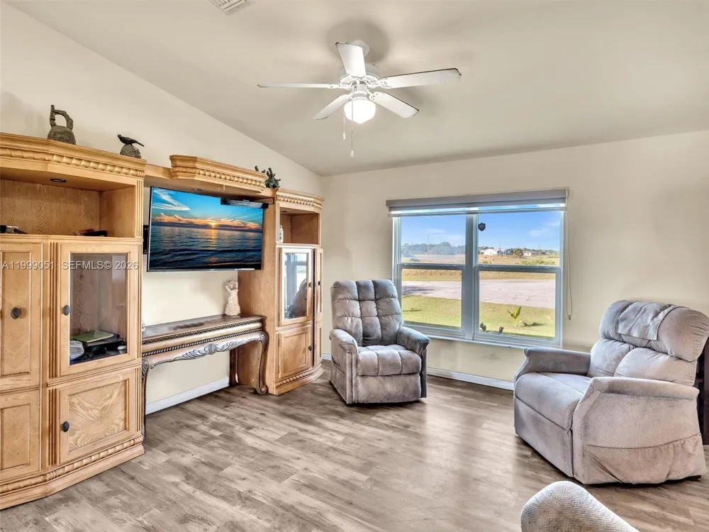 9006 ABEL La Belle, FL 33935