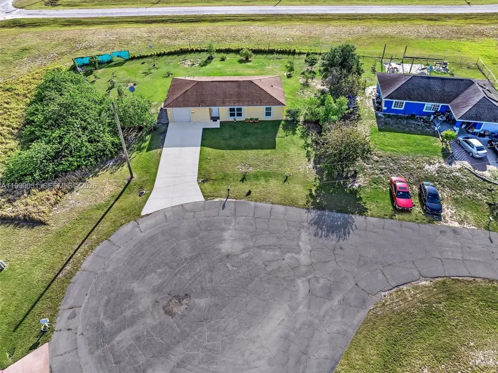 9006 ABEL La Belle, FL 33935