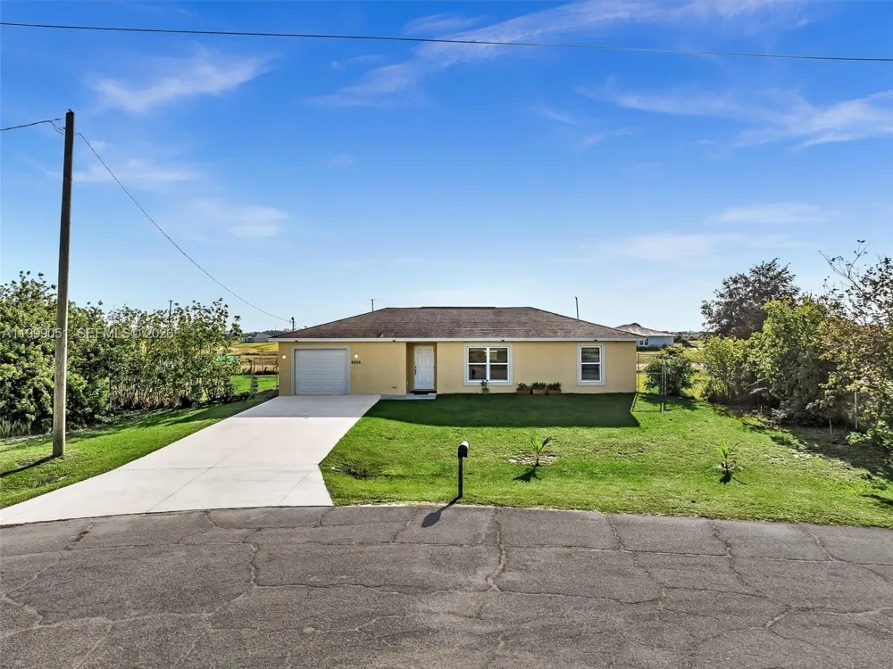 9006 ABEL La Belle, FL 33935