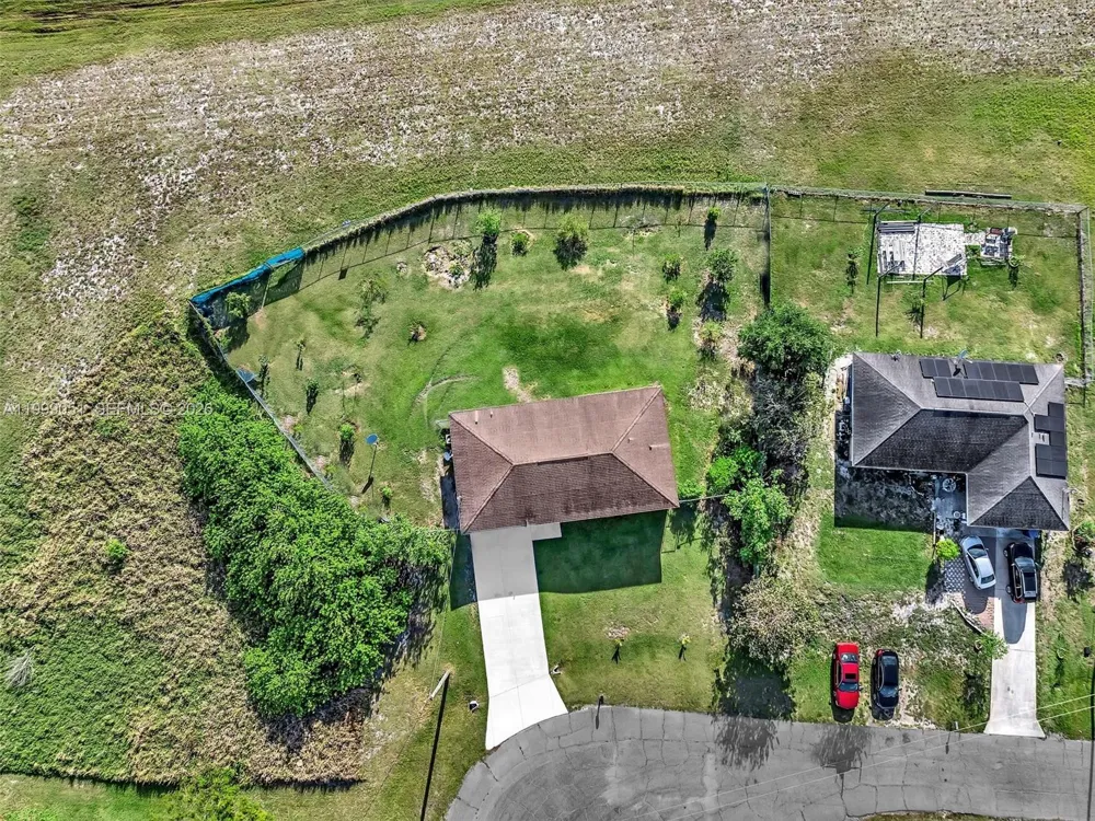 9006 ABEL La Belle, FL 33935