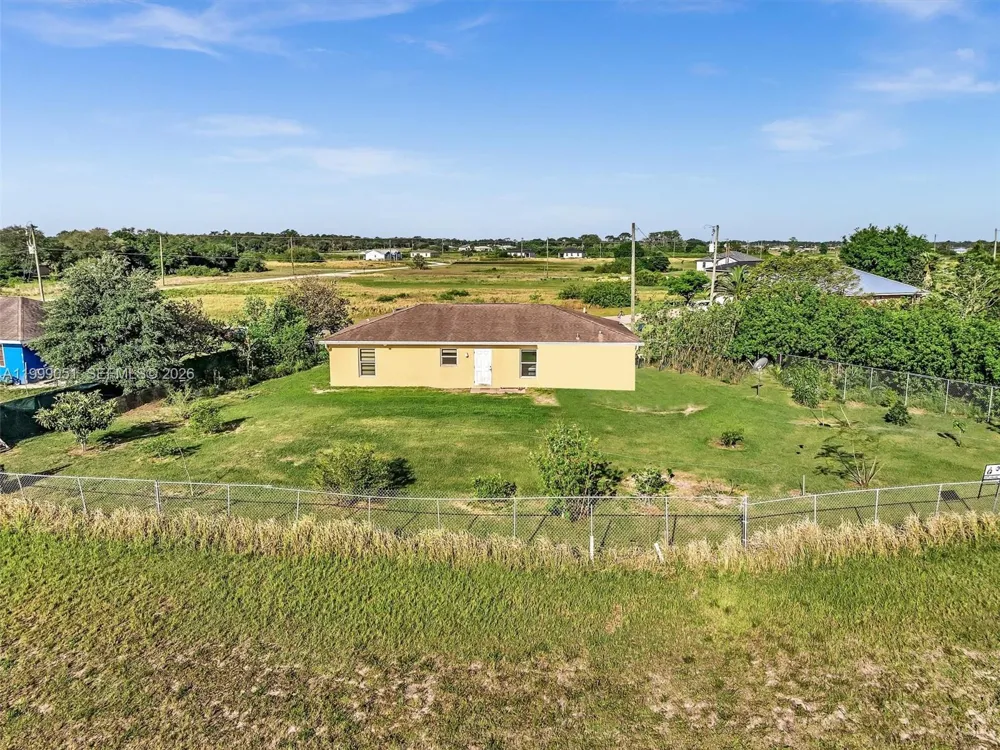 9006 ABEL La Belle, FL 33935