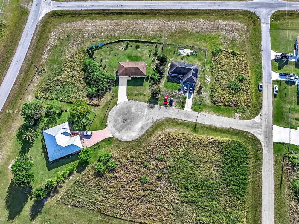 9006 ABEL La Belle, FL 33935