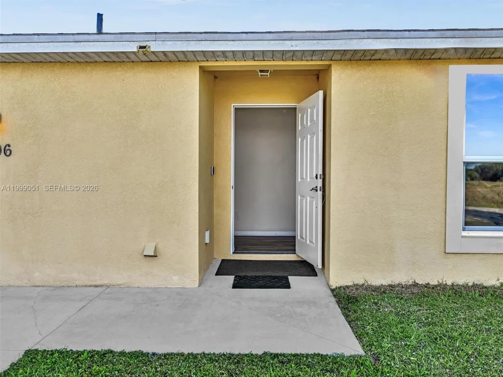 9006 ABEL La Belle, FL 33935