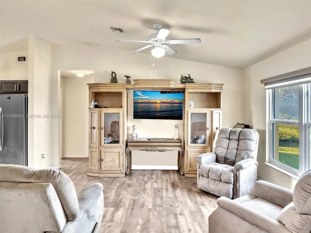 9006 ABEL La Belle, FL 33935