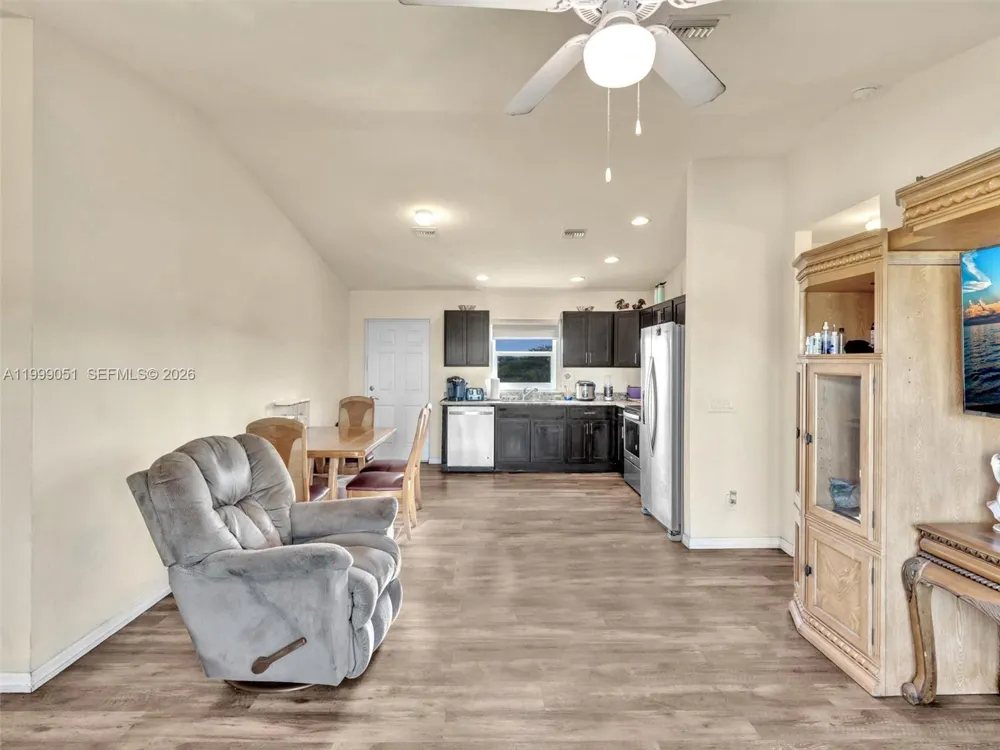 9006 ABEL La Belle, FL 33935