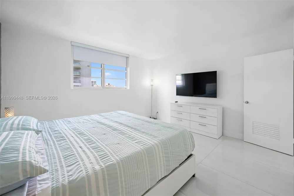 4001 S Ocean Dr #15B Hollywood, FL 33019