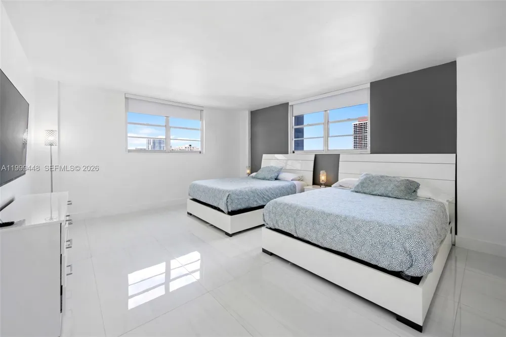 4001 S Ocean Dr #15B Hollywood, FL 33019
