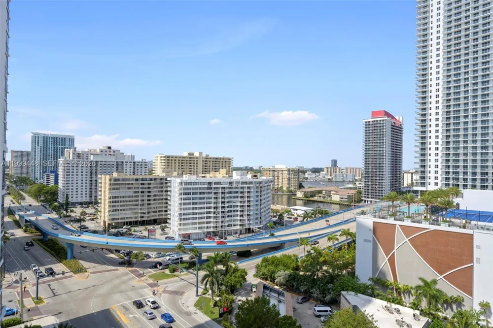 4001 S Ocean Dr #15B Hollywood, FL 33019