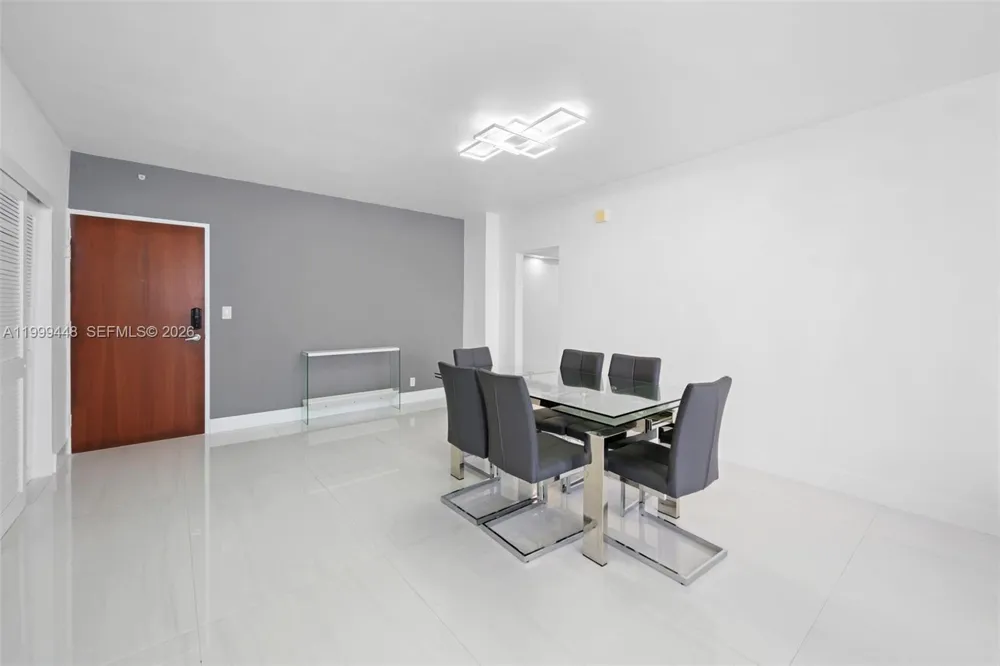 4001 S Ocean Dr #15B Hollywood, FL 33019