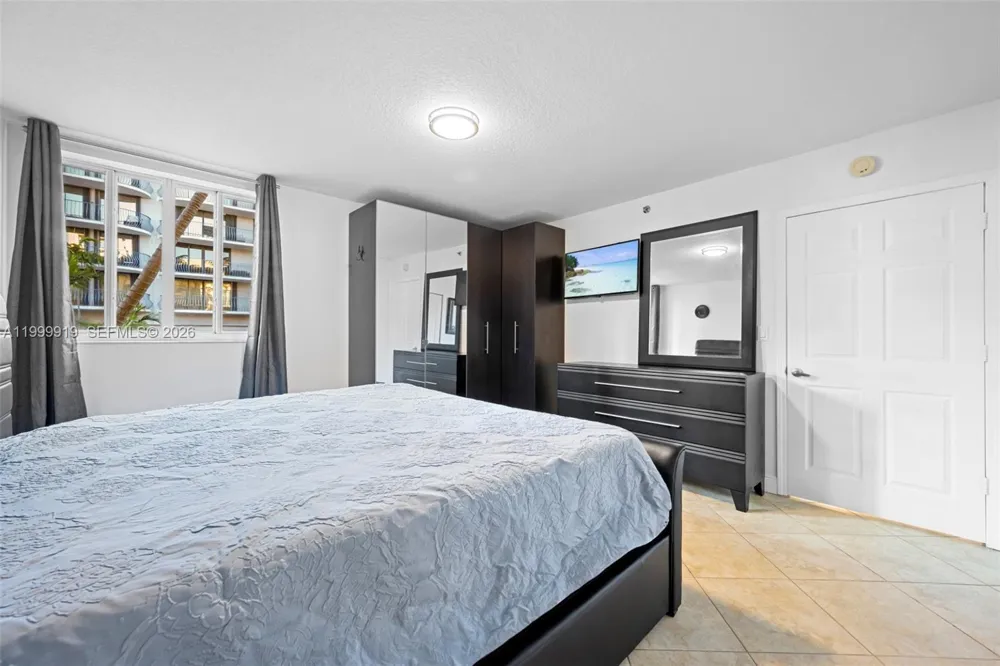 8888 Collins Ave #105 Surfside, FL 33154