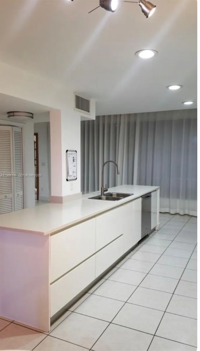 3301 Raleigh St #4A Hollywood, FL 33021