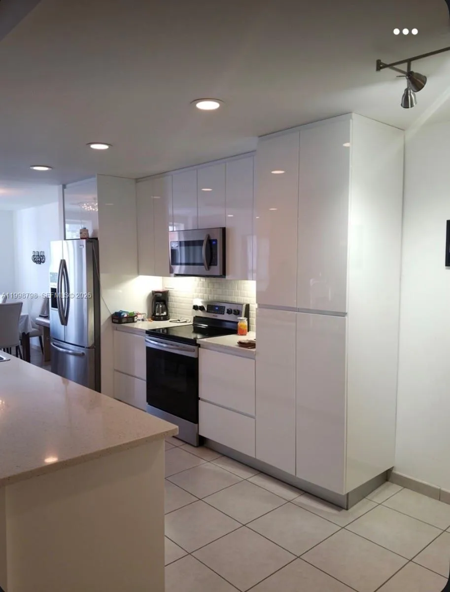 3301 Raleigh St #4A Hollywood, FL 33021