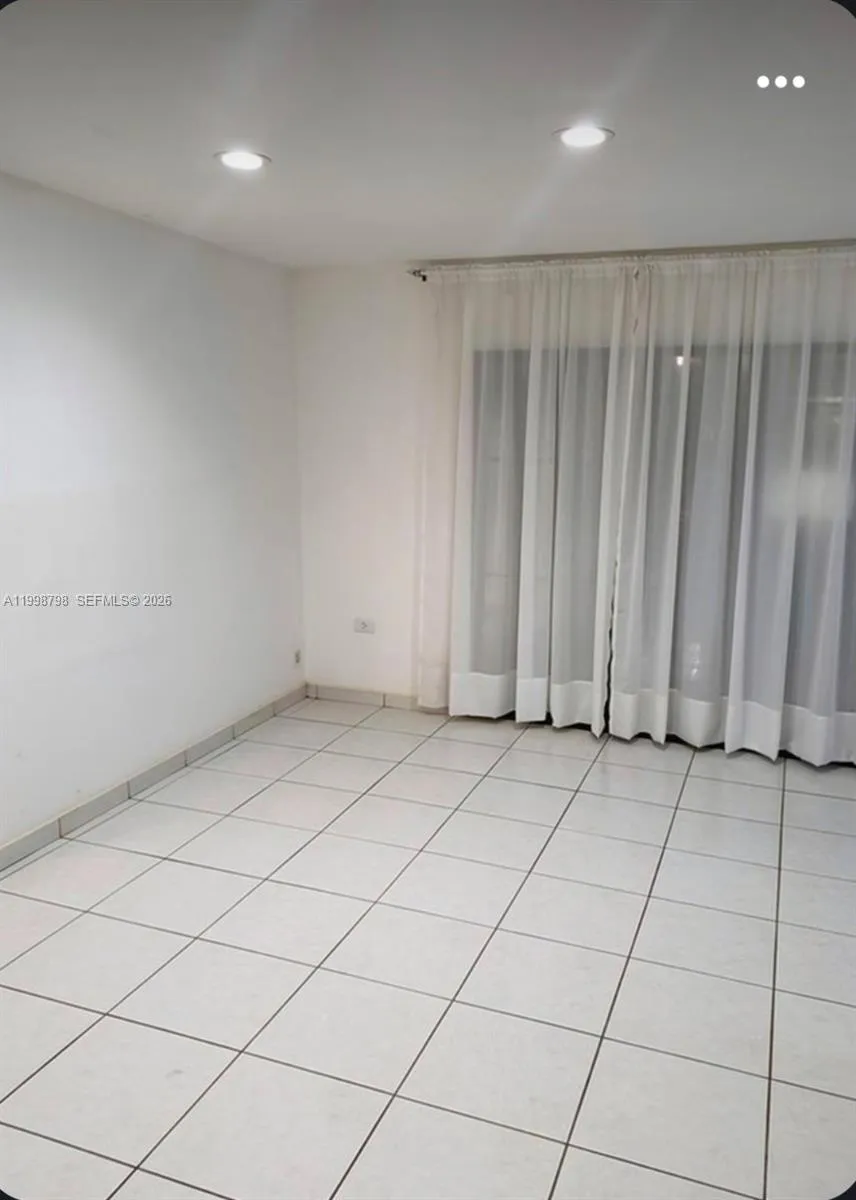 3301 Raleigh St #4A Hollywood, FL 33021