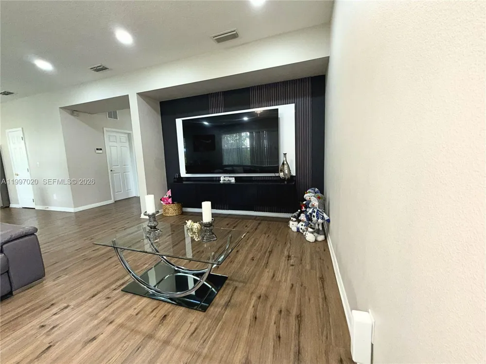 233 Aldridge Ln Davenport, FL 33897