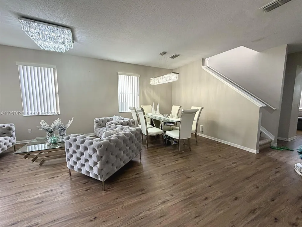 233 Aldridge Ln Davenport, FL 33897