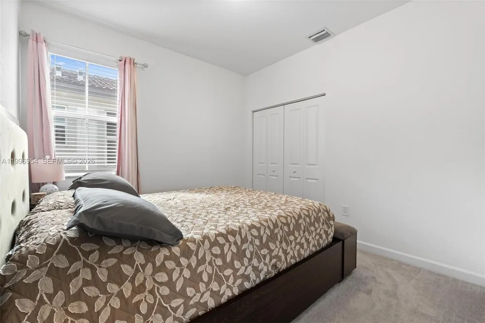 2357 NW 130th St Miami, FL 33167