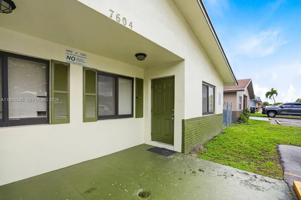 7604 SW SW 10th Ct #2 North Lauderdale, FL 33068