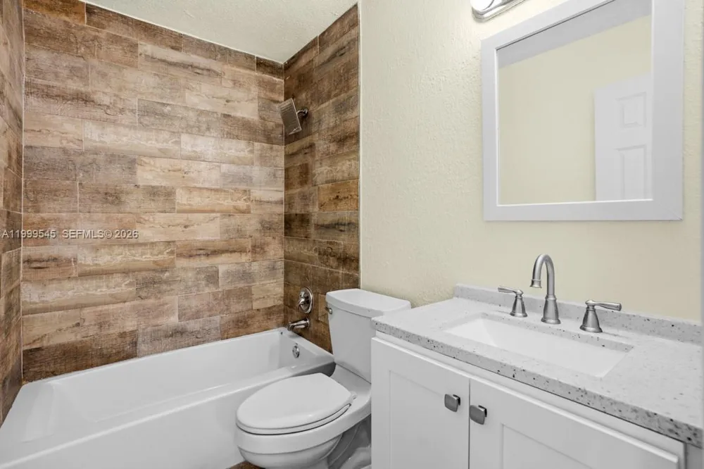 7604 SW SW 10th Ct #2 North Lauderdale, FL 33068