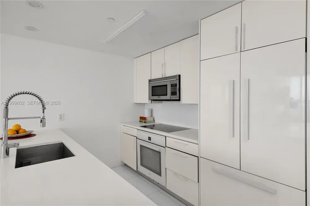 7935 East Dr #803 North Bay Village, FL 33141