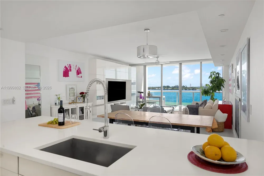 7935 East Dr #803 North Bay Village, FL 33141