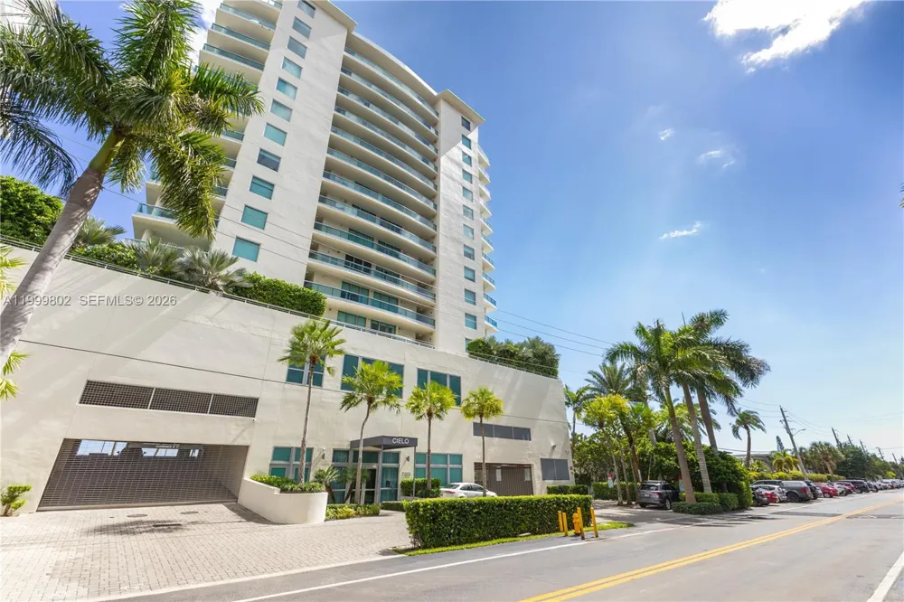 7935 East Dr #803 North Bay Village, FL 33141