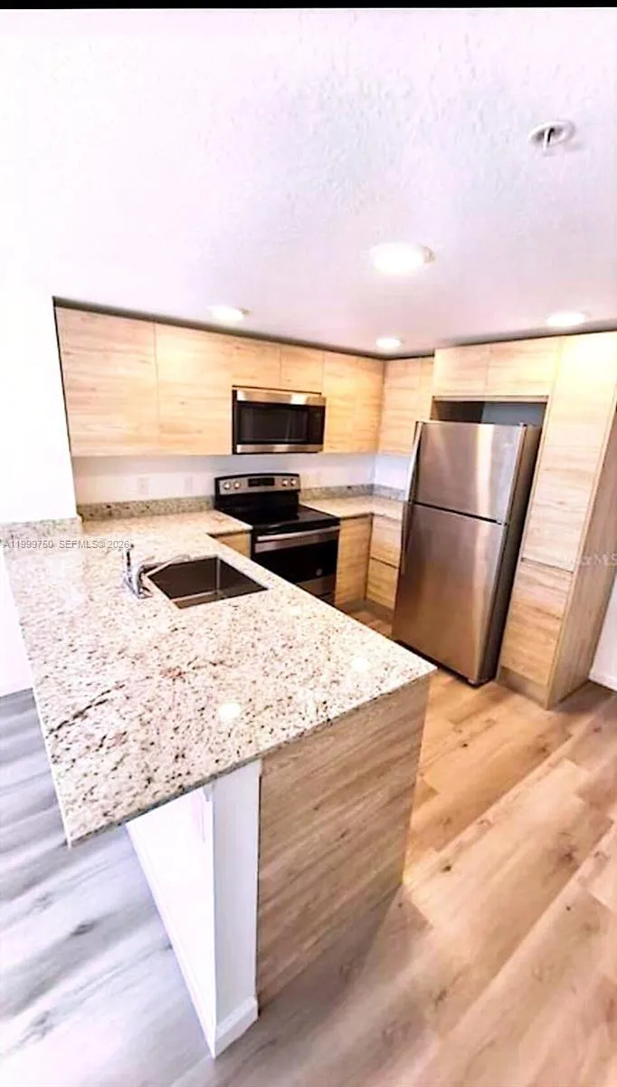 1230 southstation #205 Orlando, FL 32809