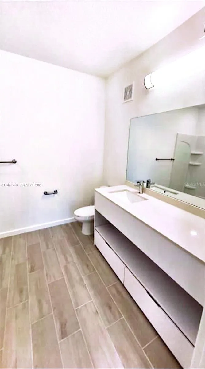 1230 southstation #205 Orlando, FL 32809