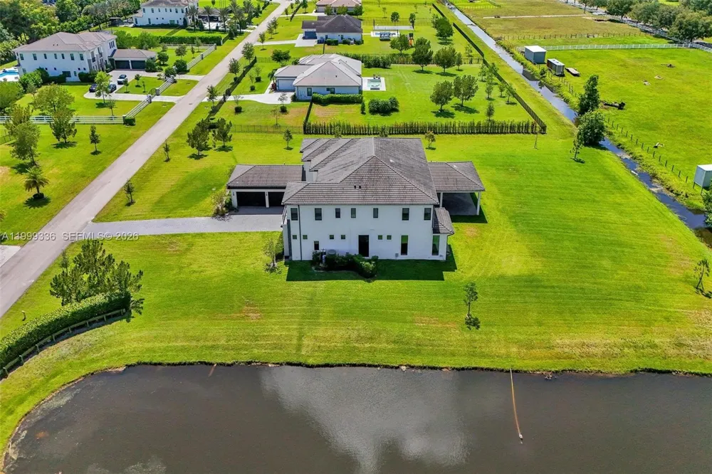 17811 SW 58th St Southwest Ranches, FL 33331