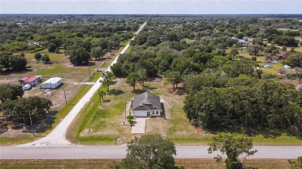 166 Pine Cone Ave Clewiston, FL 33440