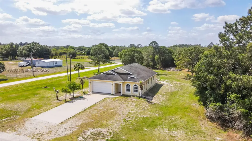 166 Pine Cone Ave Clewiston, FL 33440