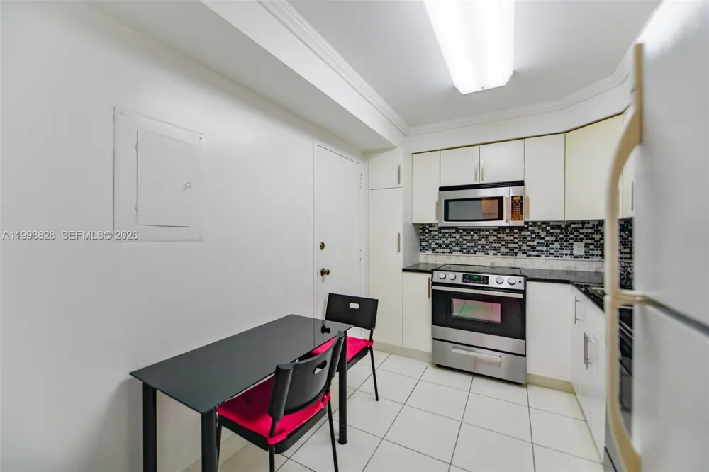 1965 S Ocean Dr #14D Hallandale Beach, FL 33009