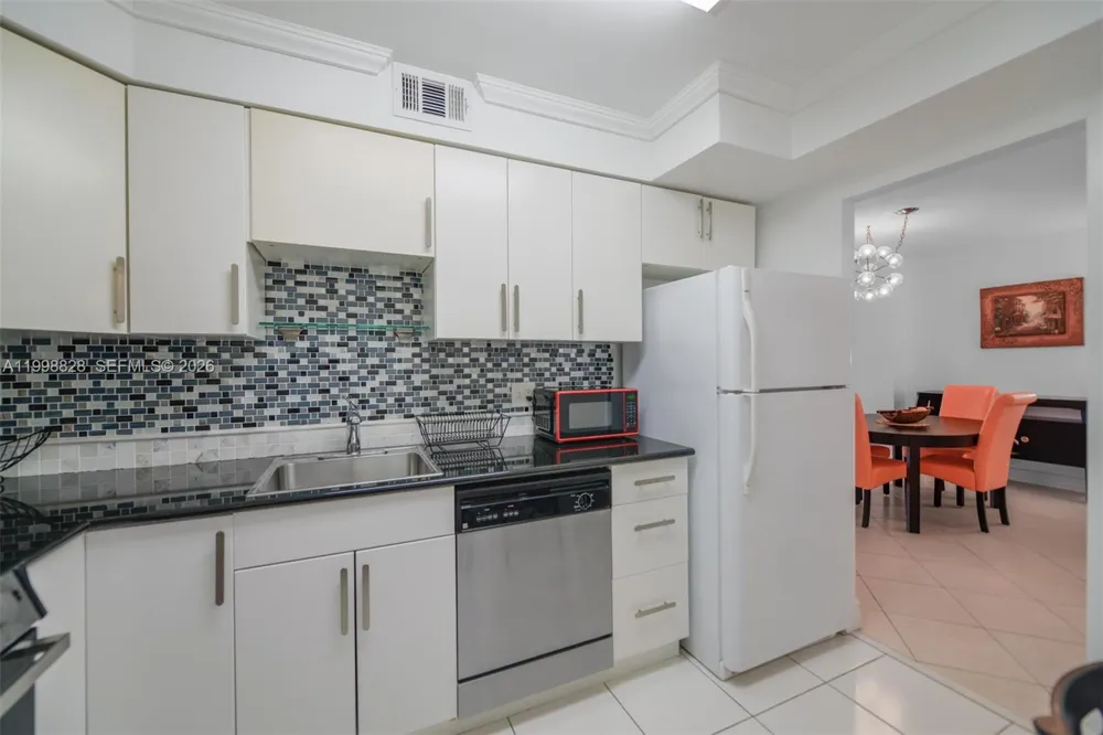 1965 S Ocean Dr #14D Hallandale Beach, FL 33009