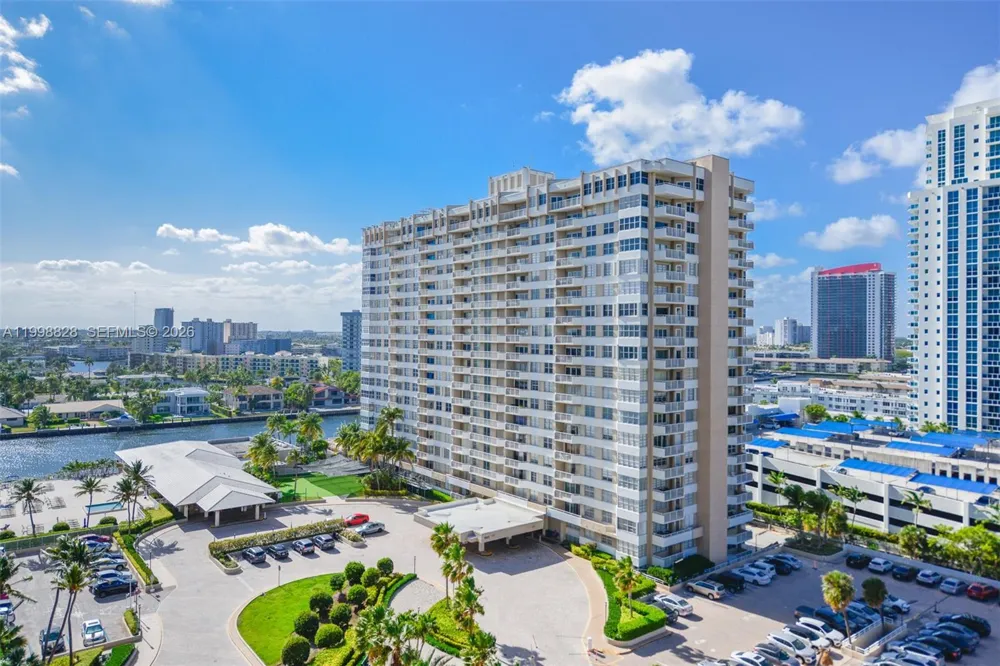 1965 S Ocean Dr #14D Hallandale Beach, FL 33009