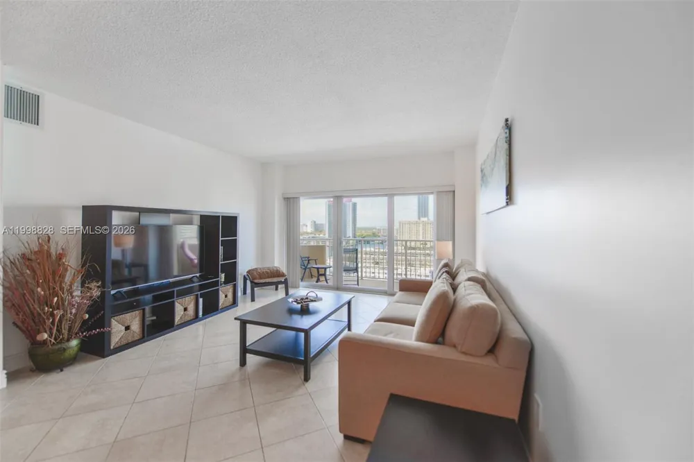 1965 S Ocean Dr #14D Hallandale Beach, FL 33009
