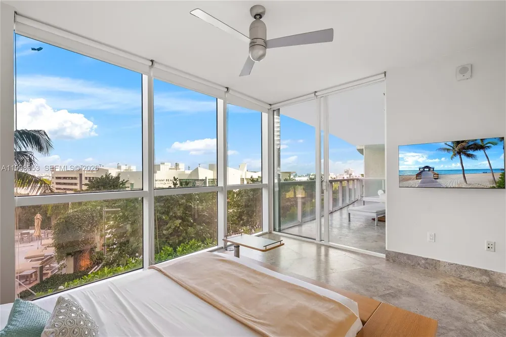 450 Alton Rd #704 Miami Beach, FL 33139